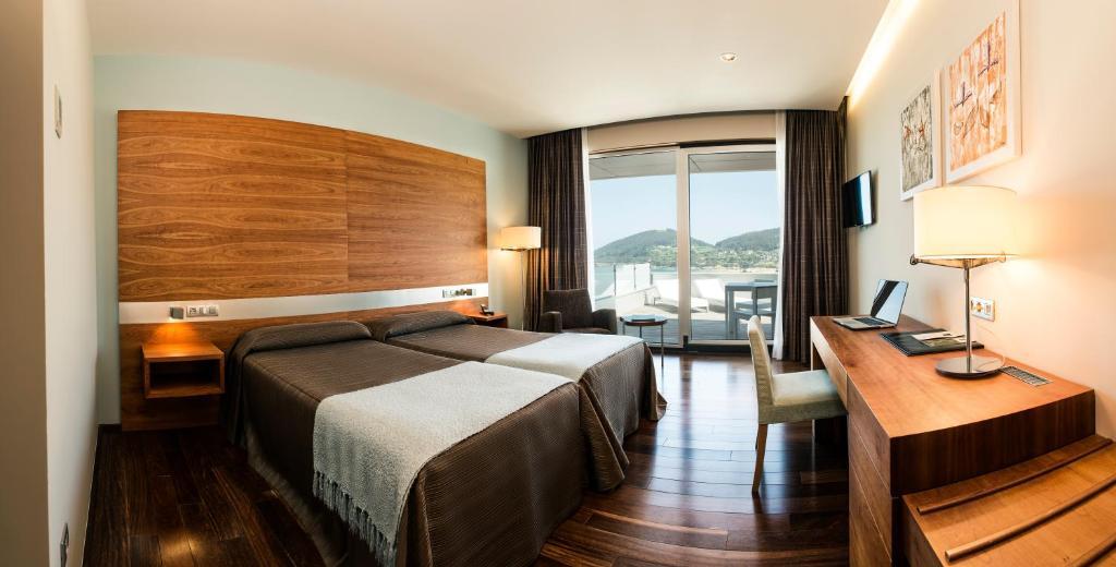 Hotel Ego Viveiro Dış mekan fotoğraf